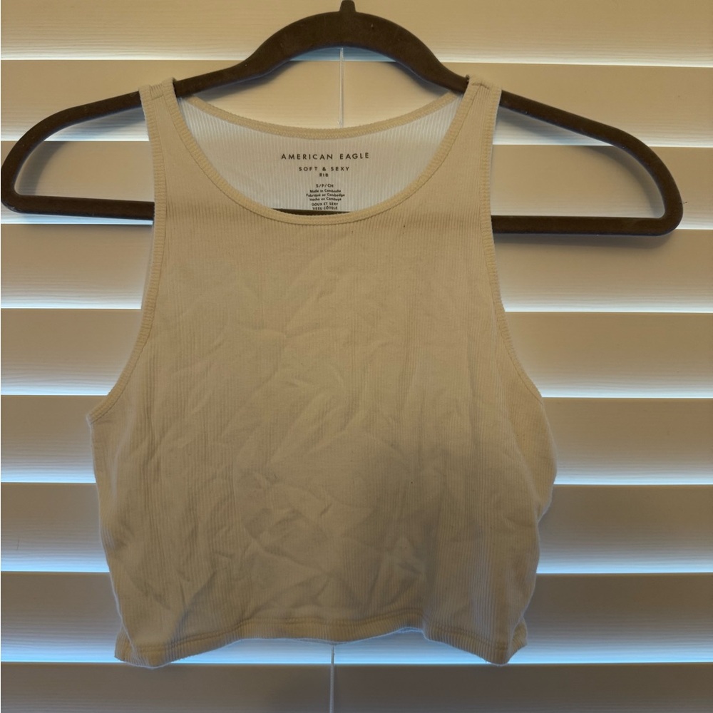 American Eagle Outfitters Cream Sleeveless Crop Tank